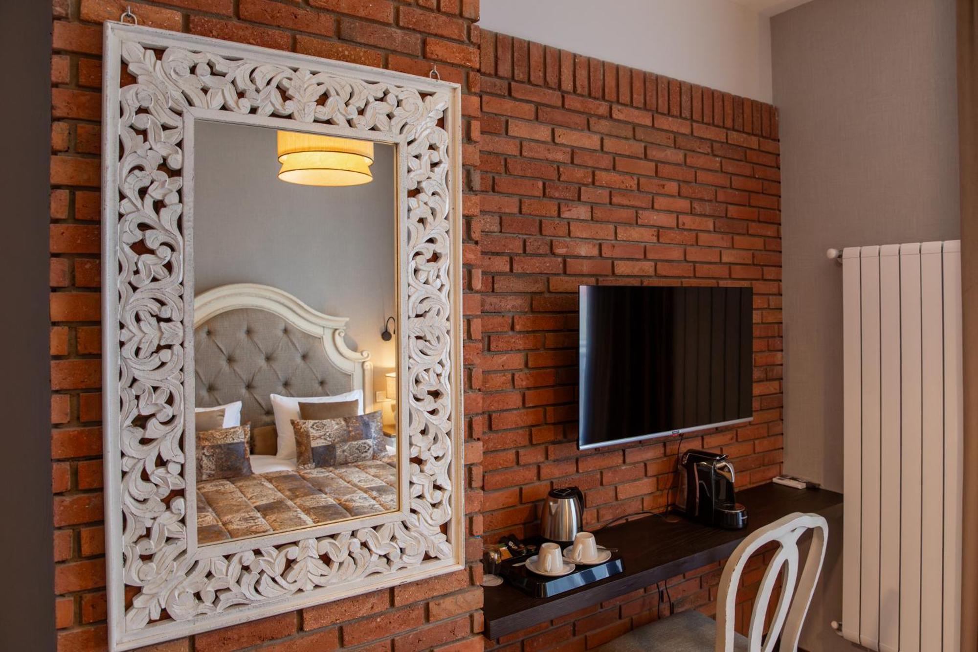 Seventeen Rooms Τελάβι Εξωτερικό φωτογραφία