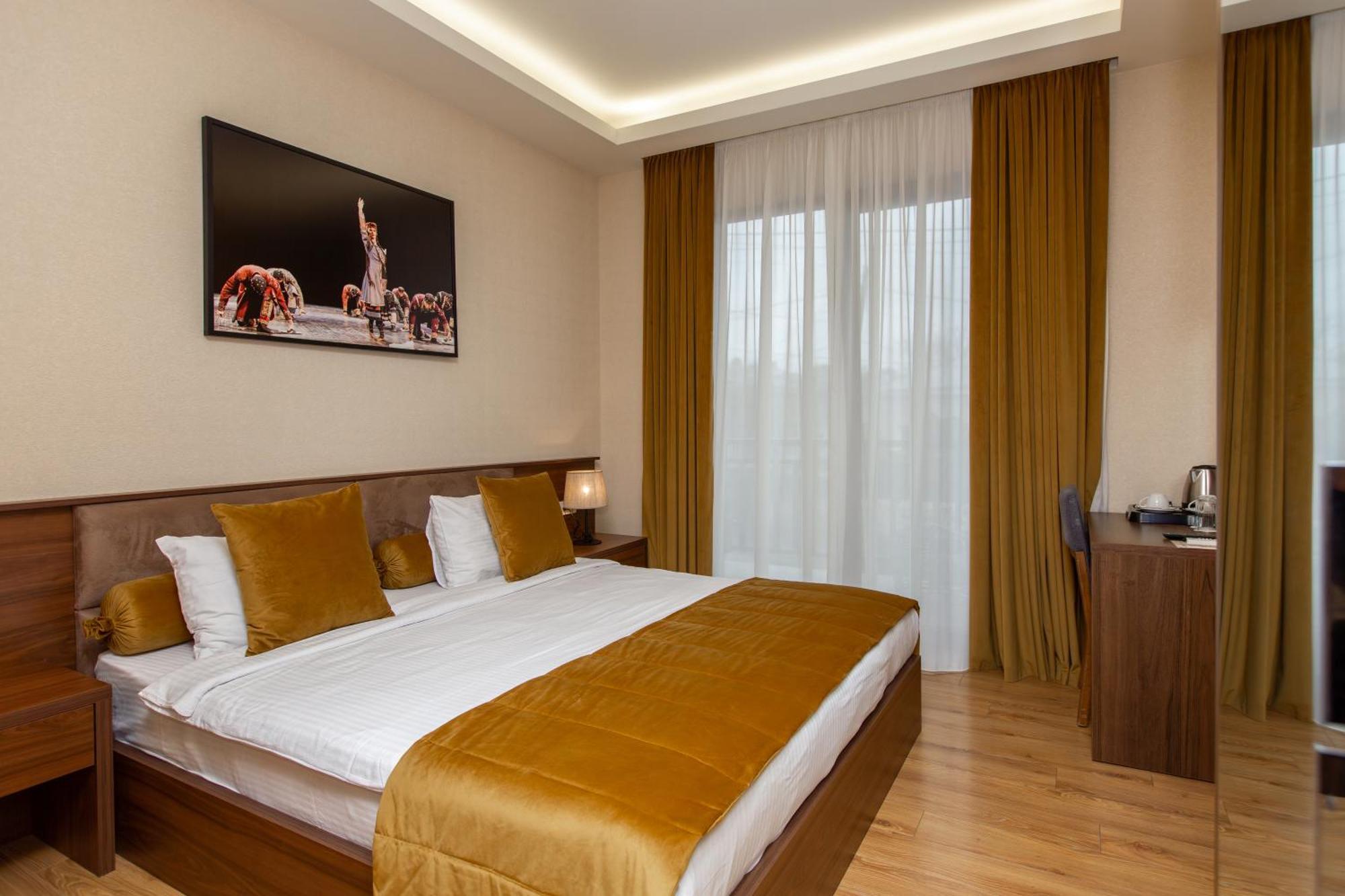 Seventeen Rooms Τελάβι Εξωτερικό φωτογραφία